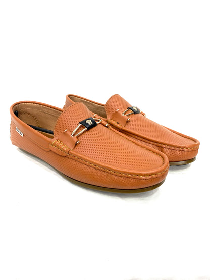 2 COLORS AVAILABLE Loafer 1013